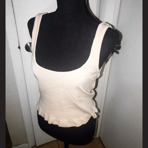 🌱Zara ruffle hem crop tank